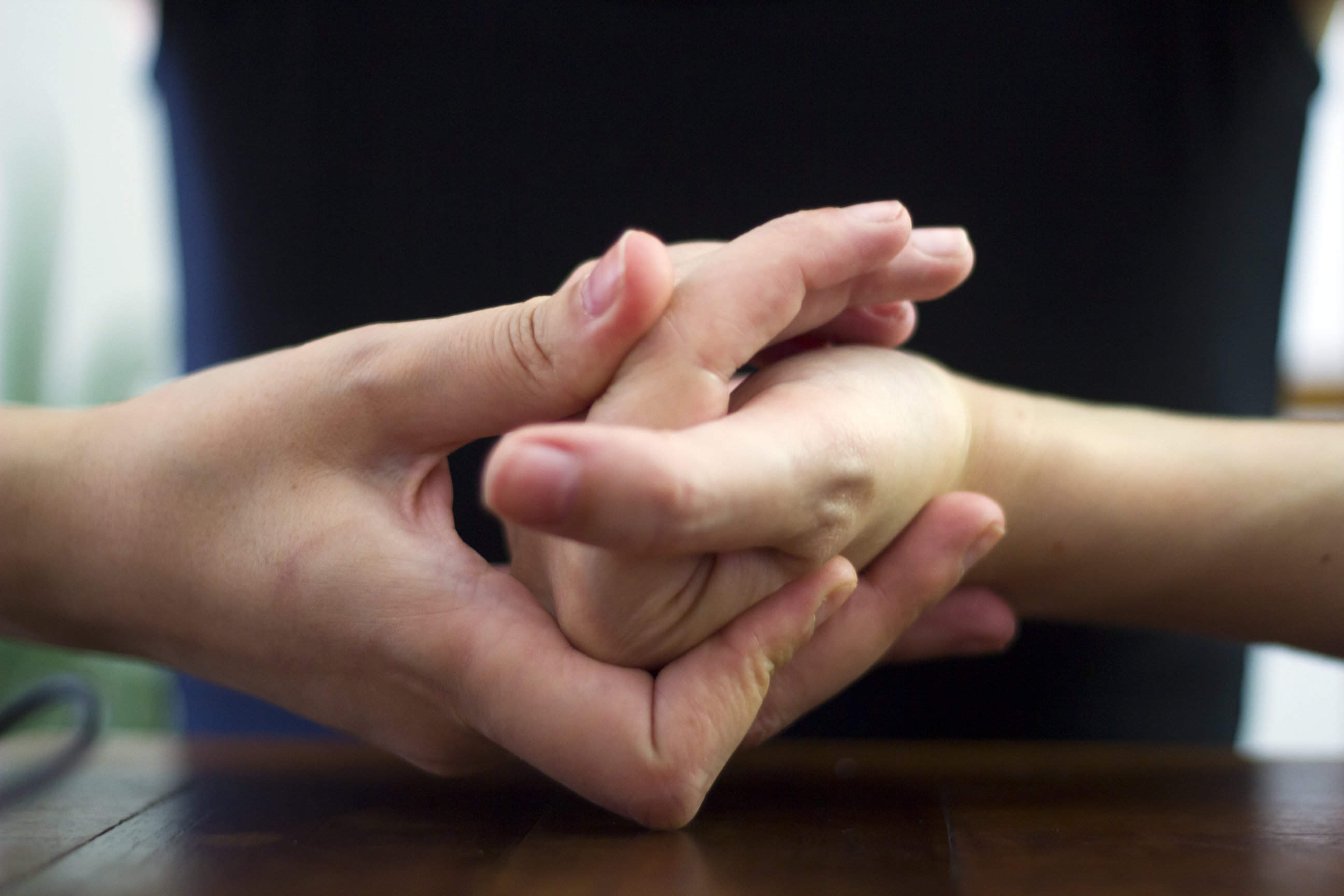 Get Rid Of Dark Knuckles