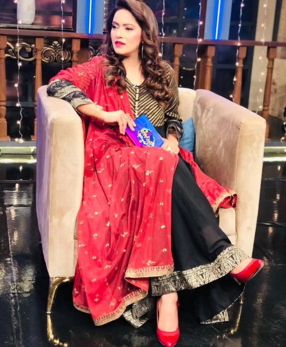 Ayesha Bakhsh Biography