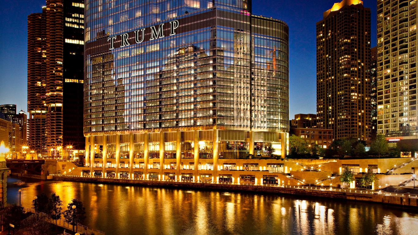 Trump International Hotel & Tower® Chicago