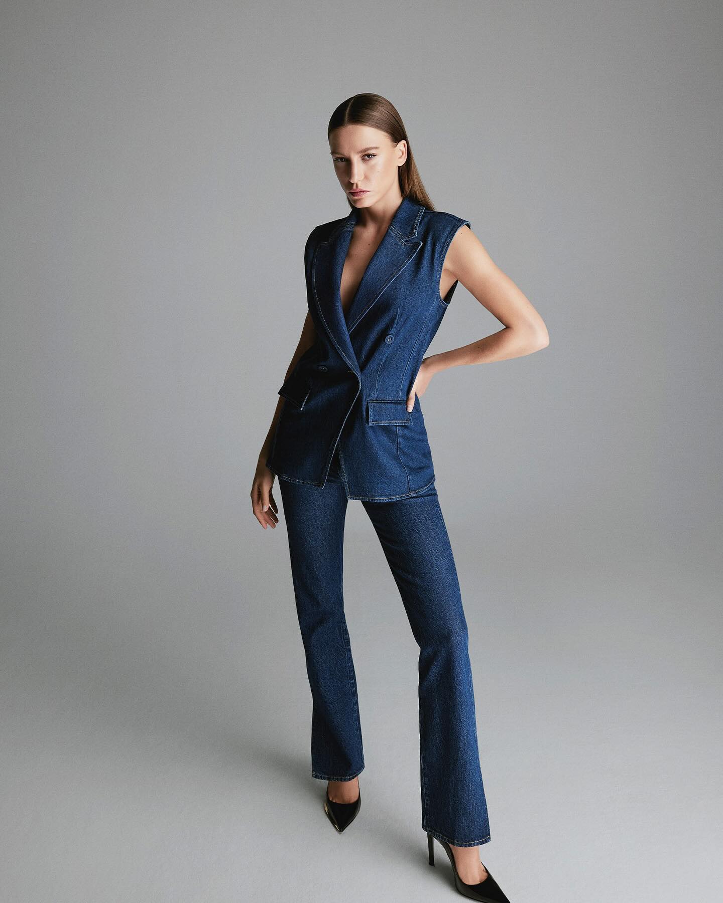 Serenay Sarıkaya turkish actress