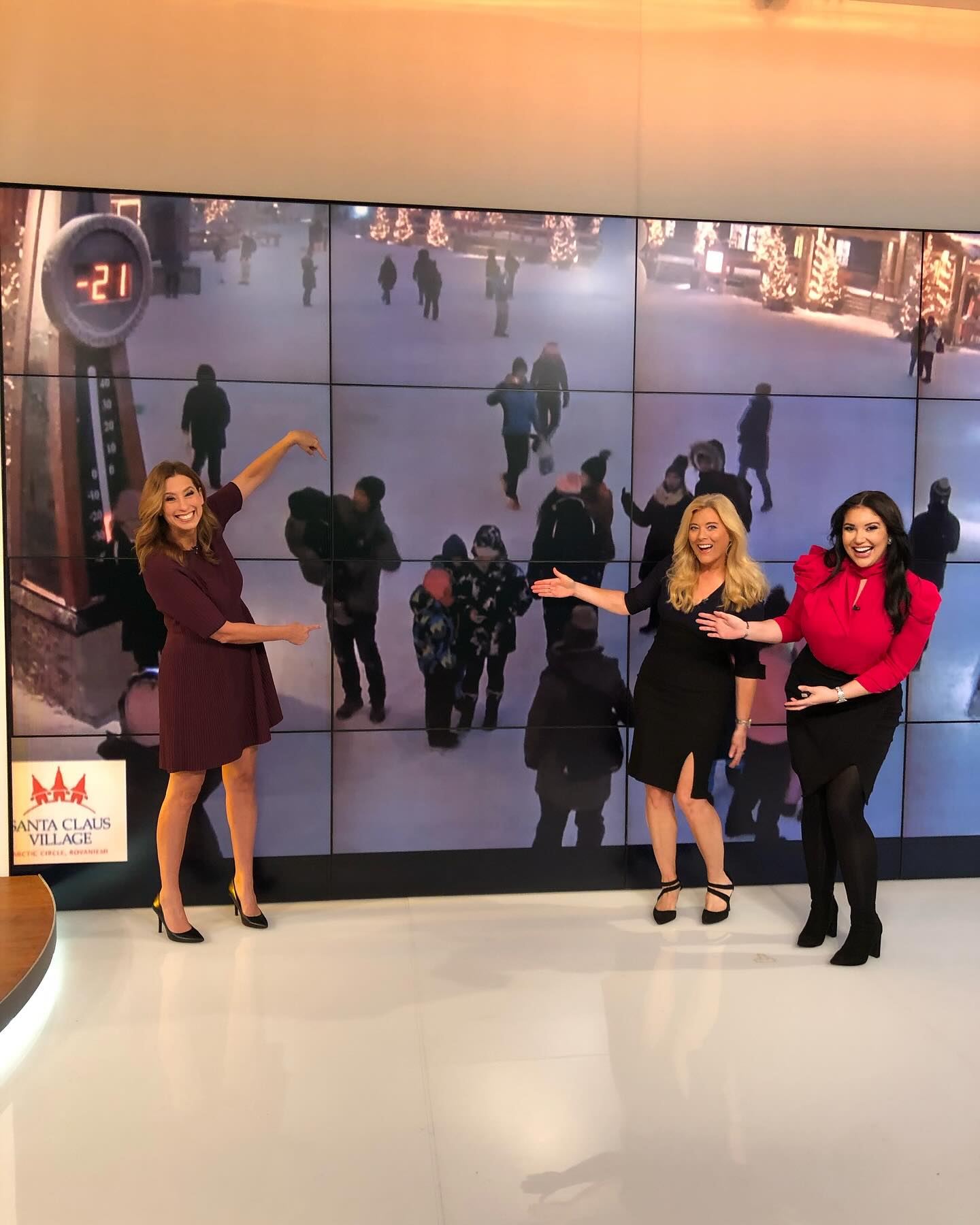 Stephanie Abrams hottest news anchors in usa
